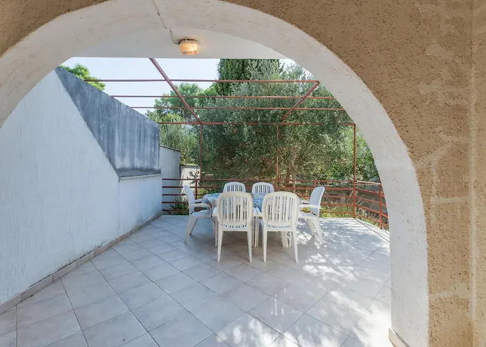 Natasa * Rogoznica (Sibenik-Knin)